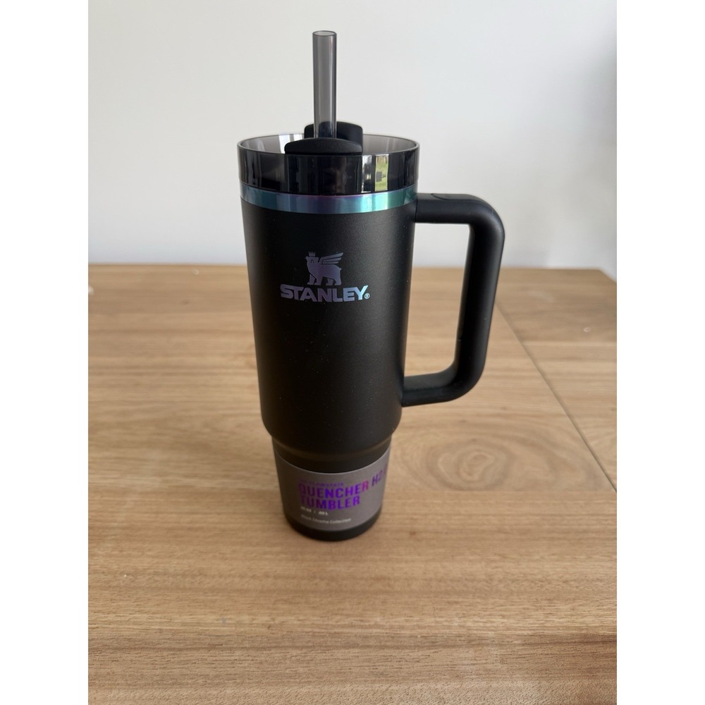 Stanley Black Chroma Quencher H2.0 Flowstate Tumbler 30 oz Limited Edition NWT